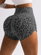 Leo Shorts High Waisted